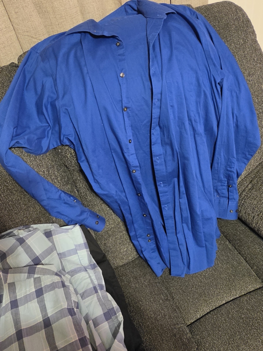Geoffrey Beene Men's Button-Up Dress Shirt in Royal Blue